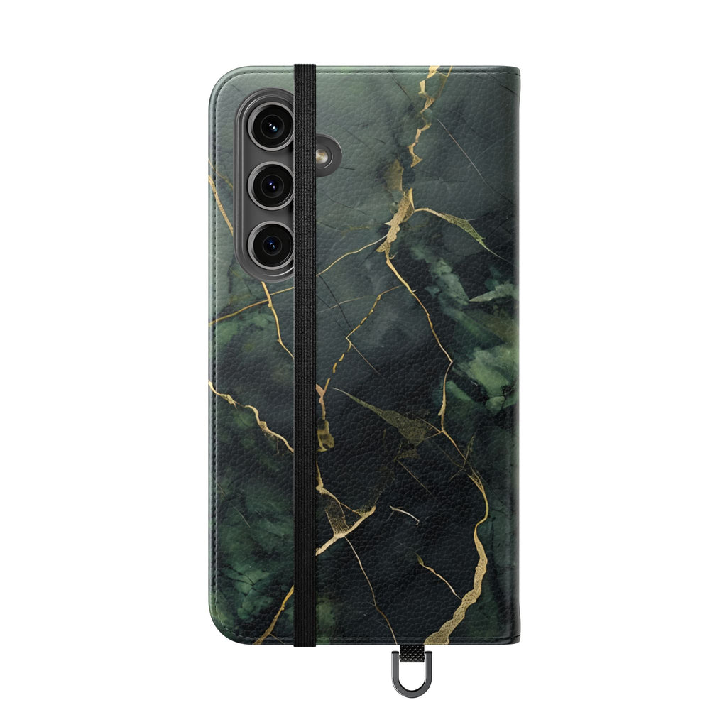 Verdant Vein - Flip Phone Case for Samsung Galaxy S24 Plus - Green and Gold Marble Design