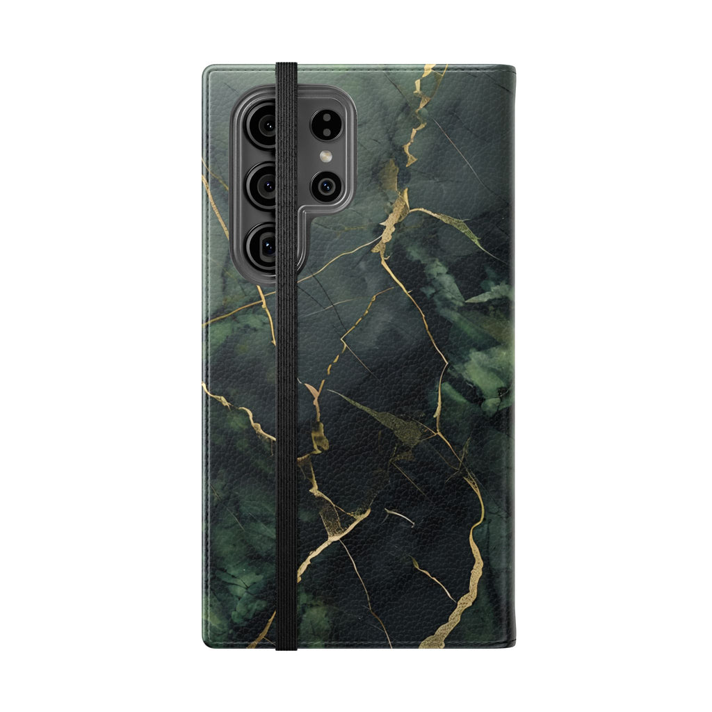Verdant Vein - Flip Phone Case for Samsung Galaxy S23 Ultra - Green and Gold Marble Design